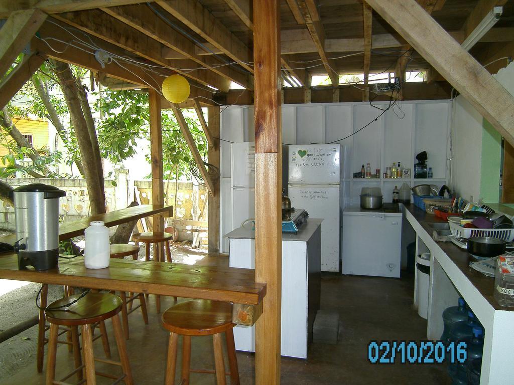 The Funky Dodo Backpackers Hostel هوبكنز المظهر الخارجي الصورة